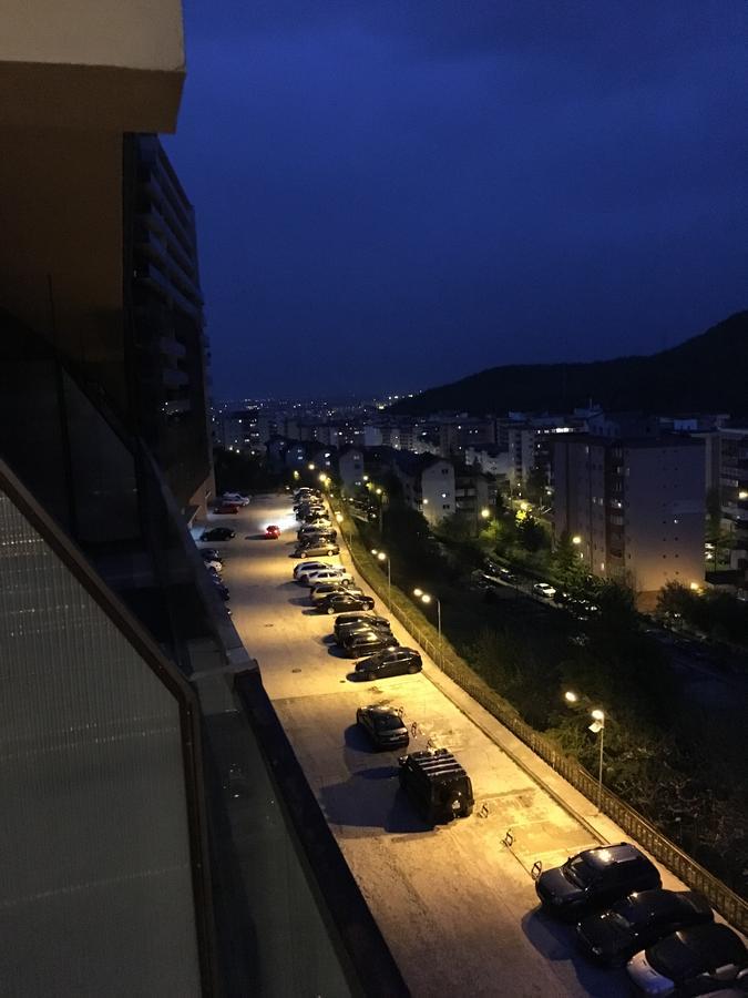 Tampa Gardens - Mountain View Apartment Brasov Bagian luar foto