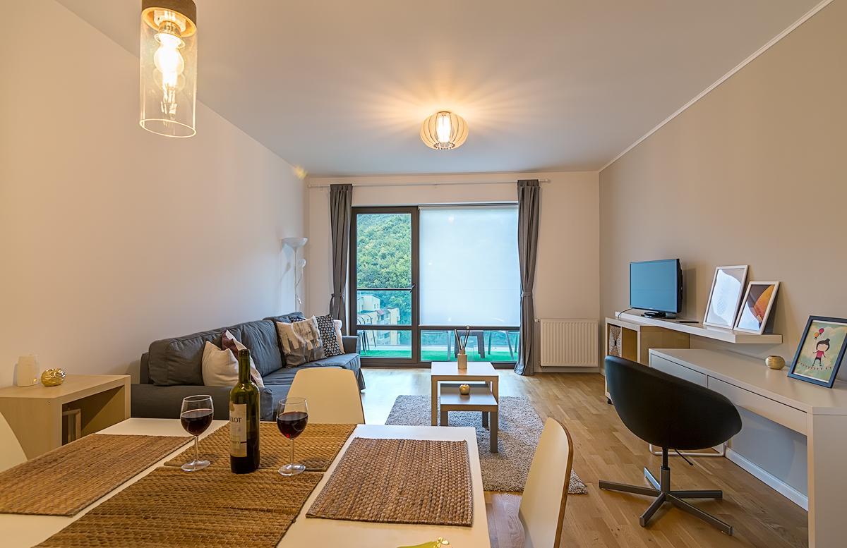 Tampa Gardens - Mountain View Apartment Brasov Bagian luar foto