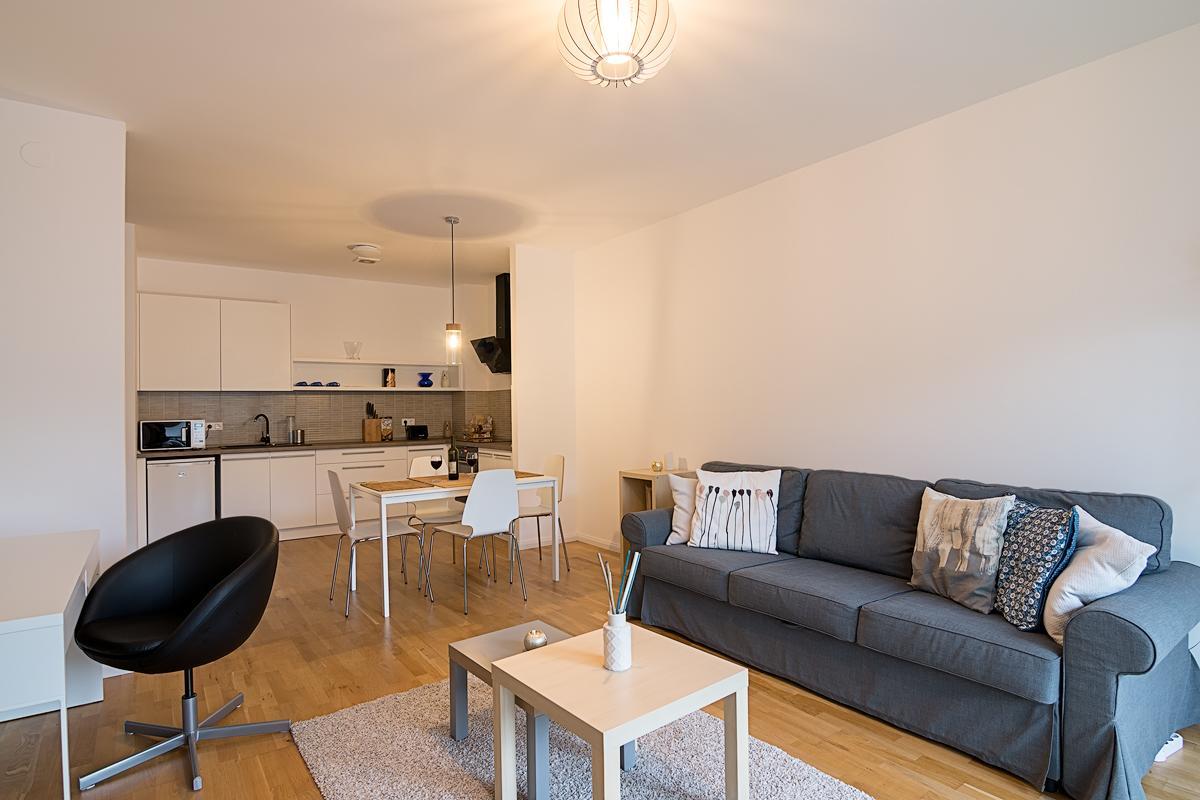 Tampa Gardens - Mountain View Apartment Brasov Bagian luar foto